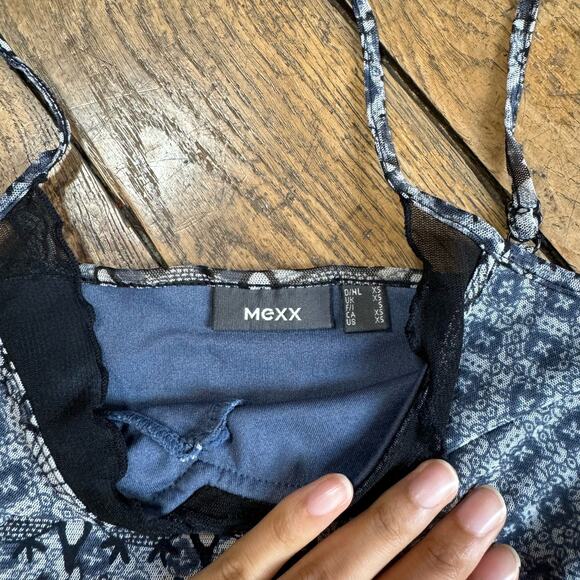 Y2K rom com blue cami tank (XS) coquette ballet core - Picture 8 of 8